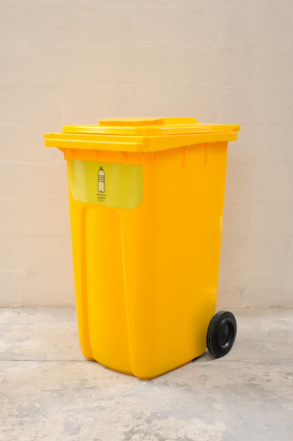 Wheelie bins